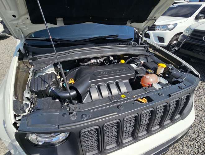 Jeep Renegade Sport 2022 - Imagen 7