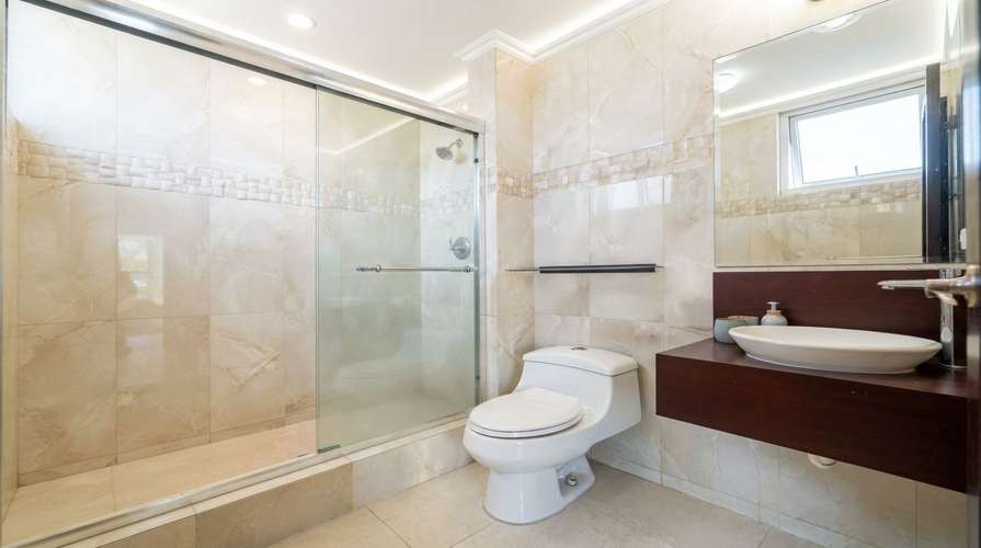 . ! Apartamento en Avenida Balboa I amoblado I 2 Rec I con balcón y vista parcial al mar  - Imagen 8