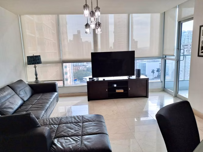 Alquiler de Apartamento Amoblado en PH Villa del Mar - 2 Recámaras y Balcón - Imagen 2