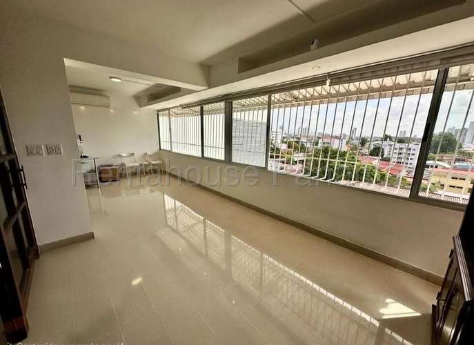 Apartamento en Venta en Altos del Golf Cerca del Parque Omar KC - Imagen 6