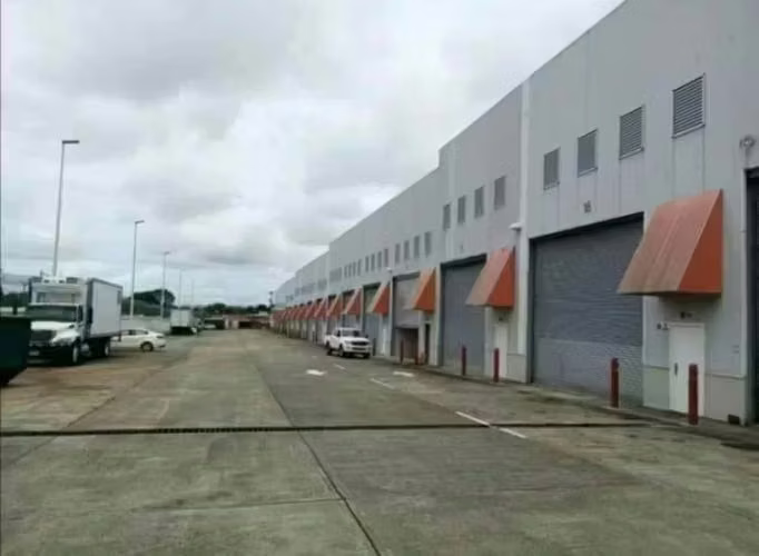 Alquiler de Bodega con Oficina  256 m2  - Imagen 5