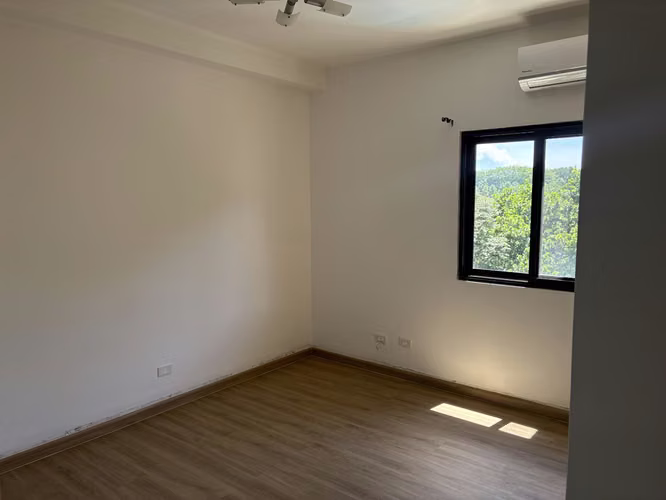 Vendo Exclusivo Apartamento en Embassy Village, Albrook - Imagen 3