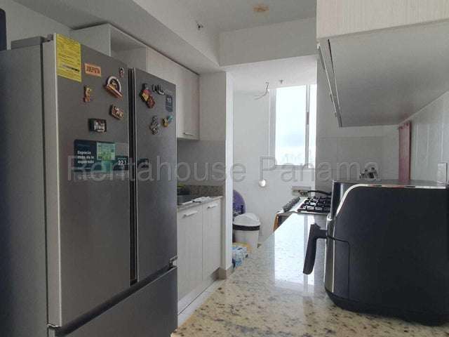 J2772GRR Venta de Apartamento en Pueblo Nuevo 