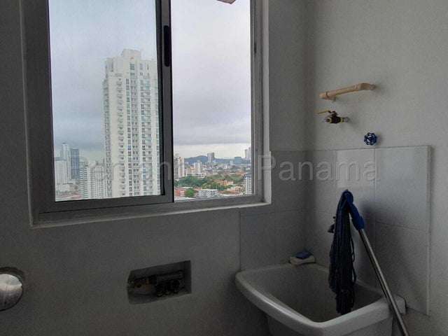 J2772GRR Venta de Apartamento en Pueblo Nuevo 