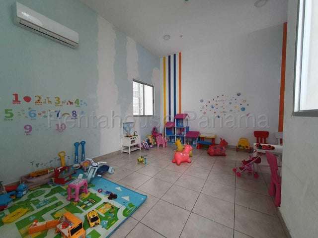 J2772GRR Venta de Apartamento en Pueblo Nuevo 