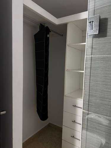 Alquilo,Apartamento amueblado de 2 dormitorios en Ph.Cosmopolitan Tower, balcón,EL METRO