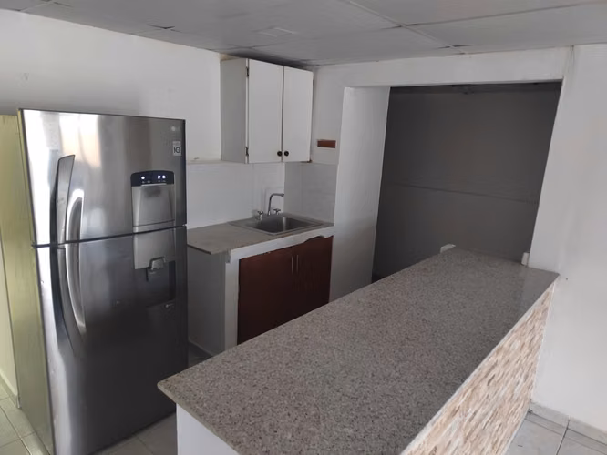 Venta de casa en Las Cumbres - Imagen 4