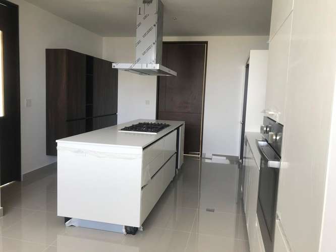 Venta Apartamento 3 Recamaras 306 m2 Solo 2 por Piso Santa Maria - ALYC 26-9171