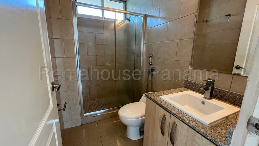 Apartamento en Alquiler en Chanis 27jack2246