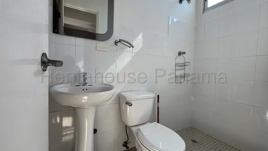 Apartamento en Alquiler en Chanis 27jack2246