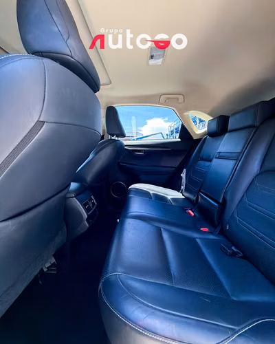 LEXUS NX300h 2018 - Imagen 13