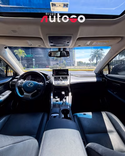 LEXUS NX300h 2018 - Imagen 10