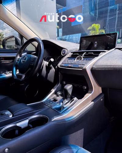 LEXUS NX300h 2018 - Imagen 7