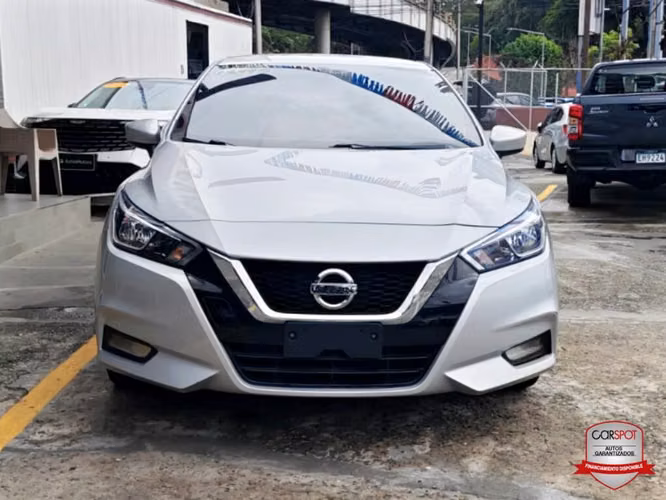 Nissan Versa  2023 Automática ED1621 - Imagen 2