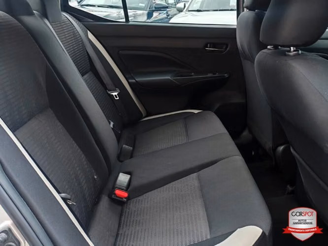 Nissan Versa  2023 Automática ED1621 - Imagen 7