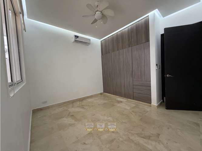 VENTA DE CASA EN BRISAS DEL GOLF REMODELADA