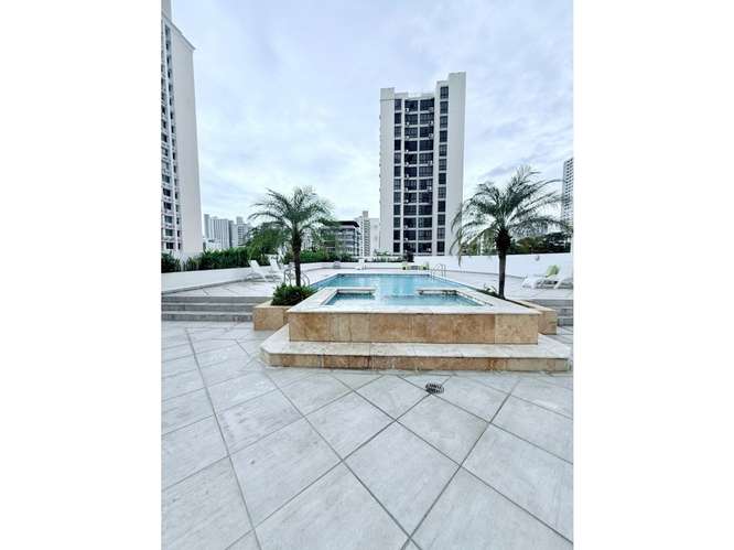 Venta de Apartamento Amoblado en Ph Trinity Tower - Imagen 12