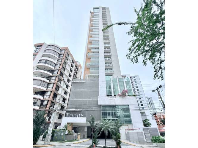 Venta de Apartamento Amoblado en Ph Trinity Tower - Imagen 13