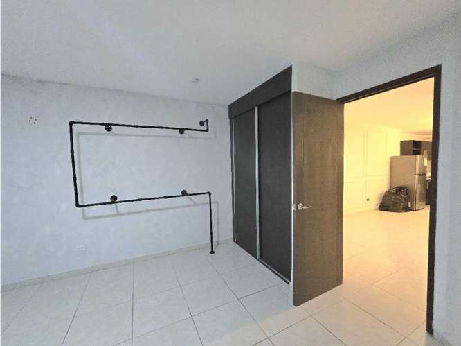 ALQUILER DE APARTAMENTO EN AVENIDA BALBLA - Imagen 15