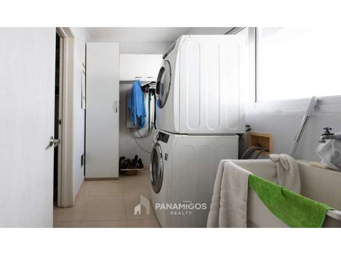 Apartamento amoblado en venta en PH Waters on the Bay - Avenida Balboa