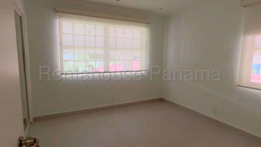 Alquiler de Casa en Clayton AP2