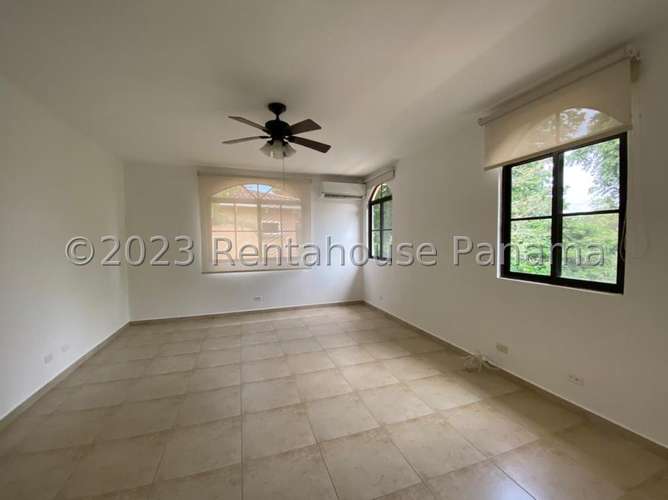 Alquiler de Casa en Clayton Village AP2