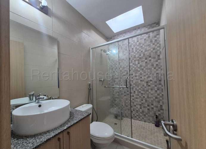 Venta de Casa en Brisas Del Golf Aventura AP2