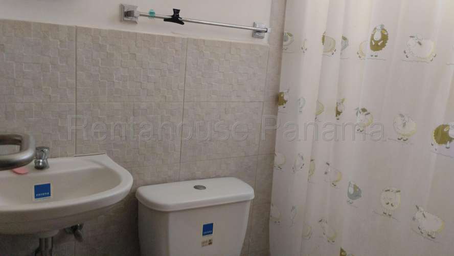 Venta de Casa con Línea blanca en Paseo del Norte Aventura EC