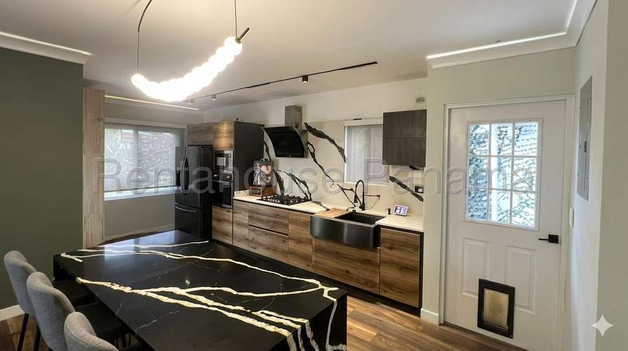 Venta de Casa con Línea blanca en quintas de versalles EC - Imagen 3