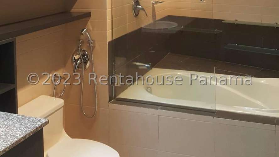 RR VENTA DE APARTAMENTO EN OBARRIO PH GALERIA UNO
