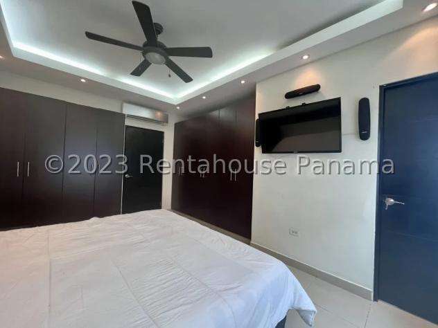 RR VENTA DE APARTAMENTO EN OBARRIO PH GALERIA UNO