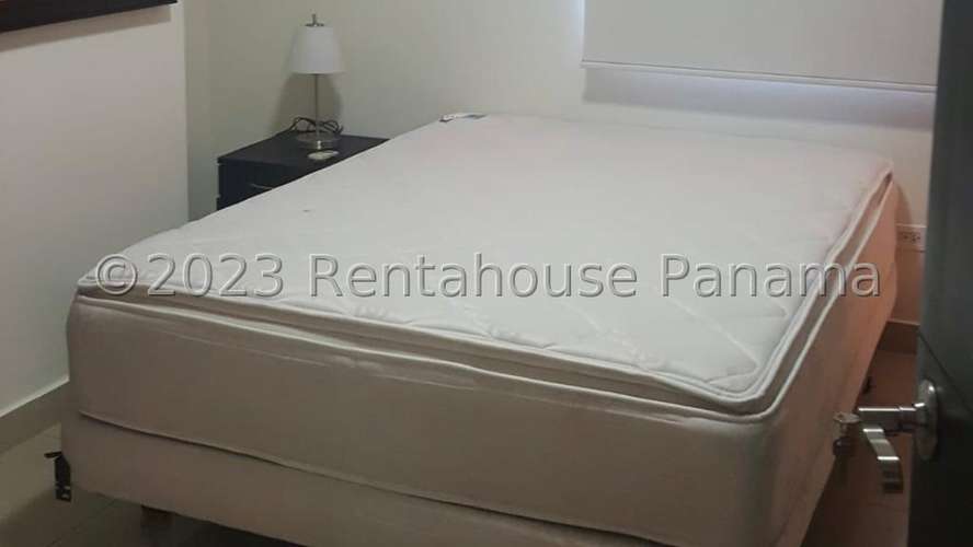 RR VENTA DE APARTAMENTO EN OBARRIO PH GALERIA UNO