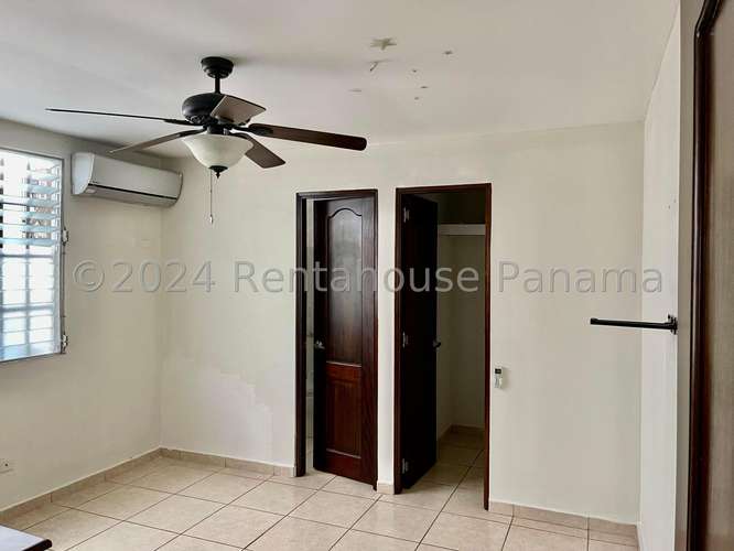 Vendo Casa de 273m2 en Brisas Del Golf 24-8001SRZ