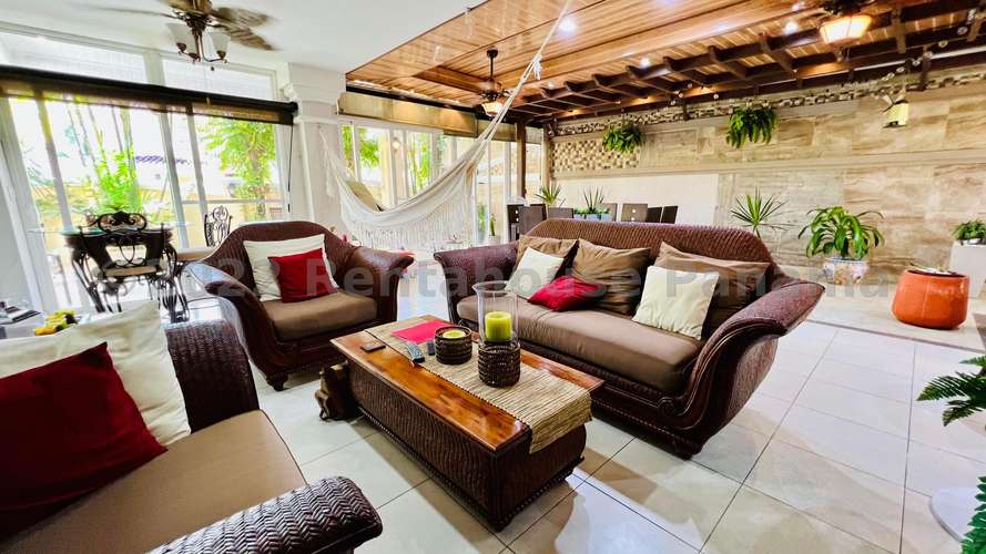 Vendo Casa de 400m2 en Brisas Del Golf Villa Alta 26-3120SRZ