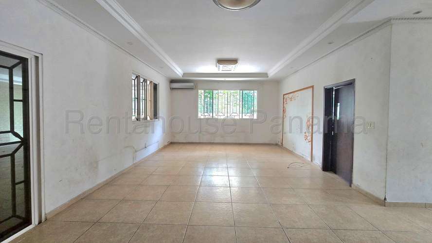 Vendo Casa de 431.90m2 en Altos de Panama Altos del Country 27-2453SRZ