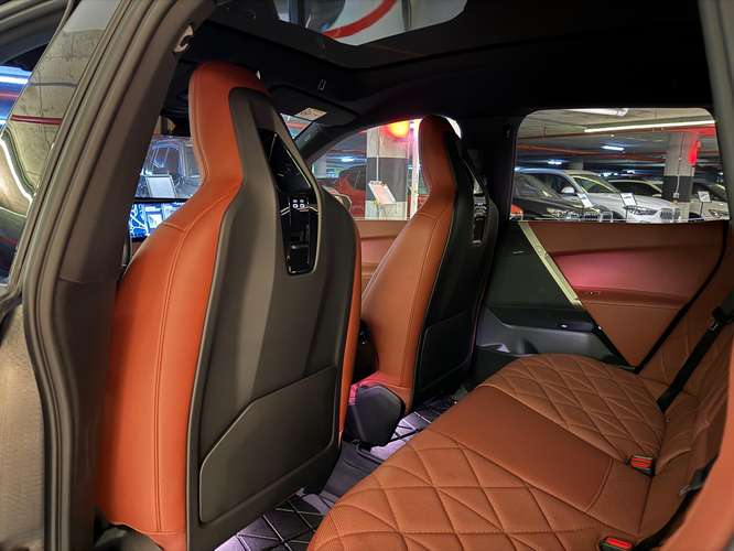 BMW iX xDrive40 2023 - Imagen 16