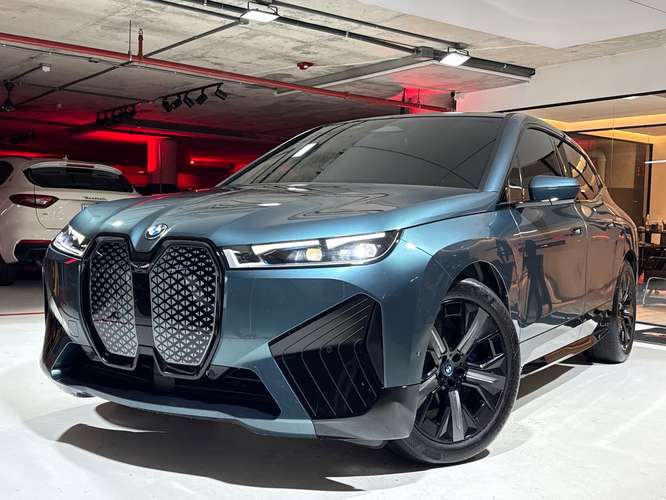 BMW iX xDrive40 2023 - Imagen 3