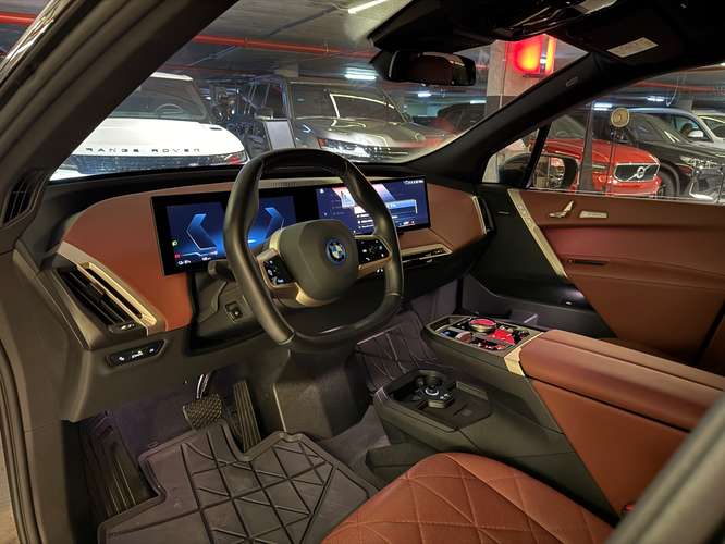 BMW iX xDrive40 2023 - Imagen 13