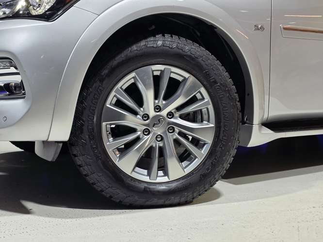 INFINITI QX80 2017 