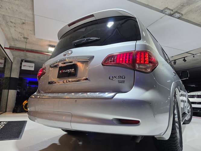 INFINITI QX80 2017 