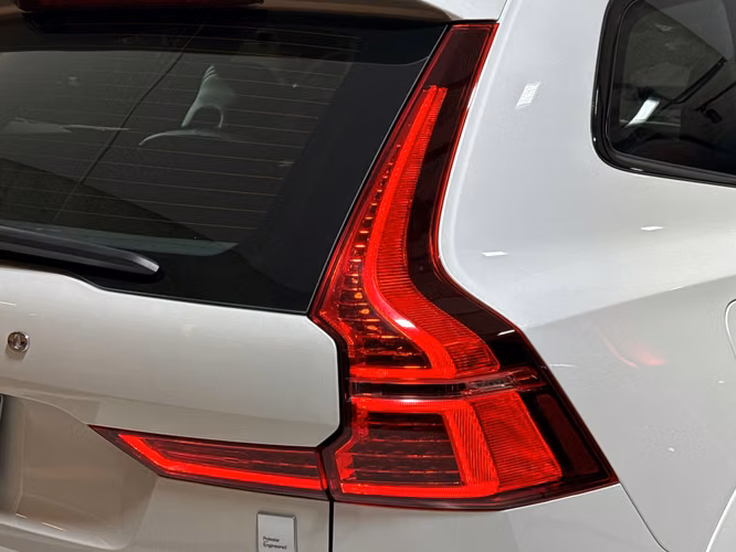VOLVO XC60 T8 POLESTAR ENGINEERED EXTENDED RANGE 2022 - Imagen 9