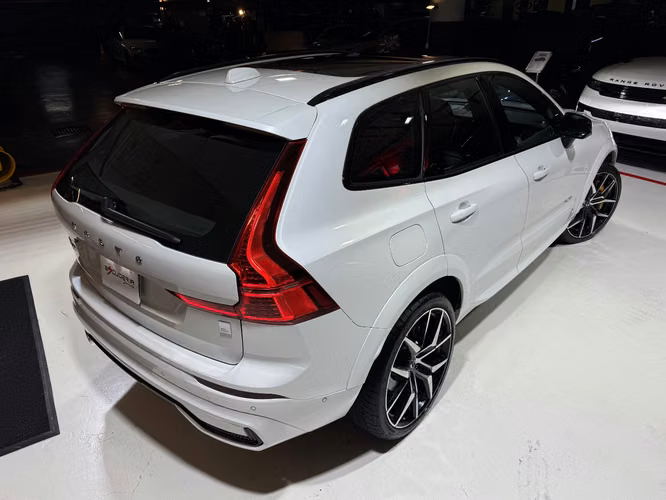 VOLVO XC60 T8 POLESTAR ENGINEERED EXTENDED RANGE 2022 - Imagen 8