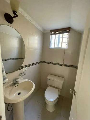 Se Vende o Se Alquila Hermosa Casa Amoblada en PH Villa Alta – Villas del Golf, Brisas del Golf - Imagen 10