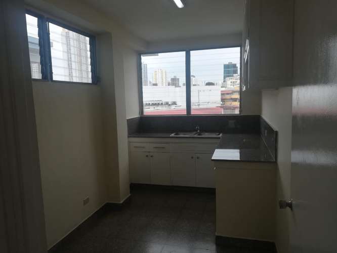  SE ALQUILA APTO EN VIA PORRAS – EDIFICIO AMERICA - Imagen 4