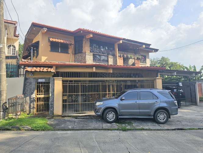 Venta de Amplia Casa en Dos Mares - Betania. Haga una oferta
