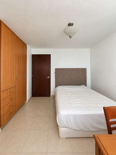 PH Sunrise Tower | Amoblado, 143 m² + den - Imagen 8