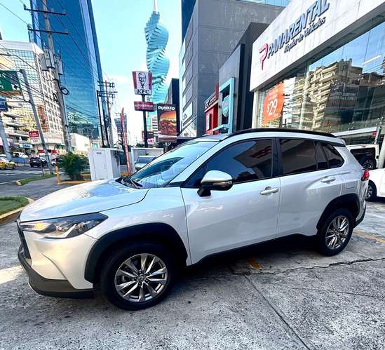 TOYOTA COROLLA CROSS - Imagen 4