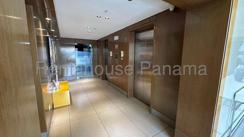 Alquiler Apartamento Amoblado PH Miro - El Cangrejo 27YCG2911 - Imagen 2