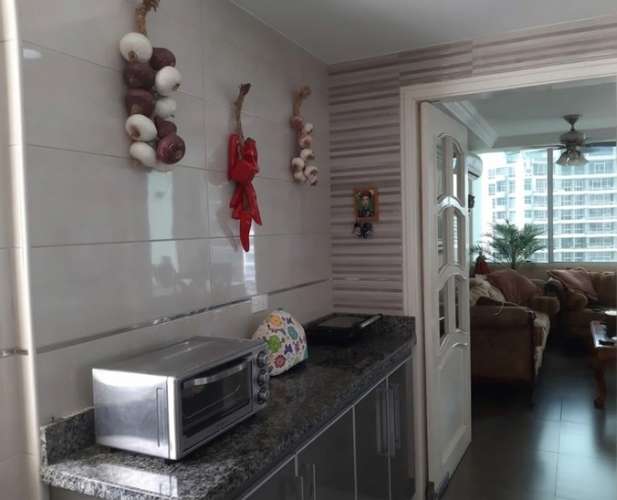 Apartamento en El Cangrejo I con balcon y ubicación premium - Imagen 9