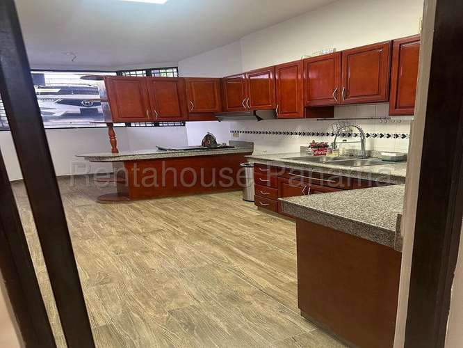 Alquiler de Casa en Dos Mares 27MGO2269